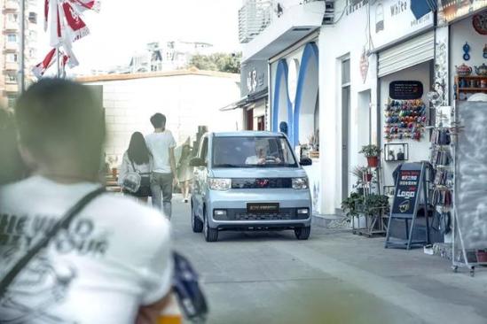 五菱又一款神車來了，“人民的代步車”宏光MINI 電動車